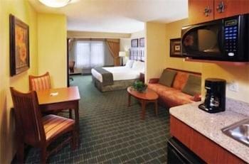 Holiday Inn Express Hotel & Suites Springfield