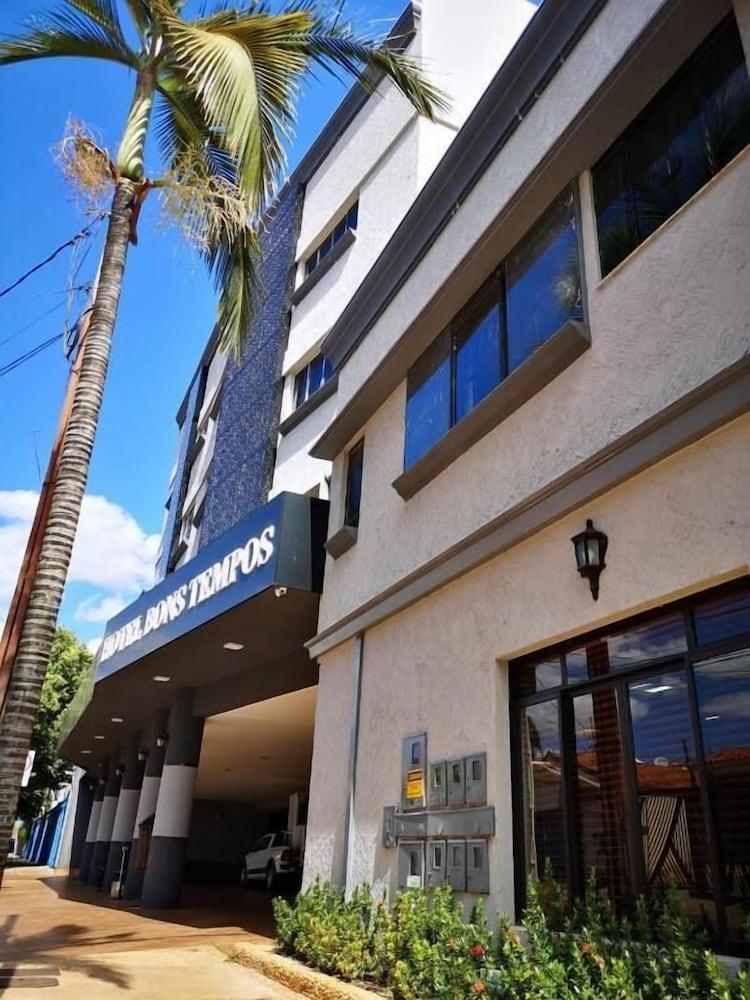 Hotel Bon Tempos