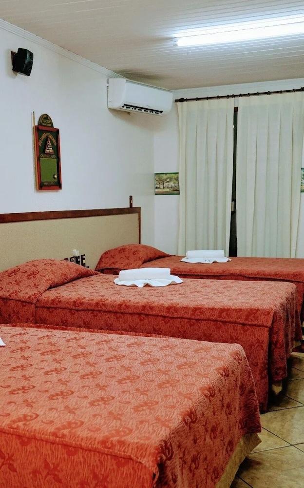 Hotel Bon Tempos