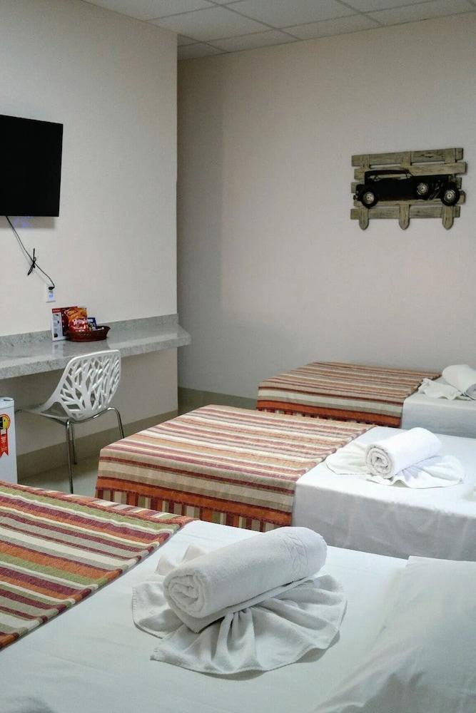 Hotel Bon Tempos