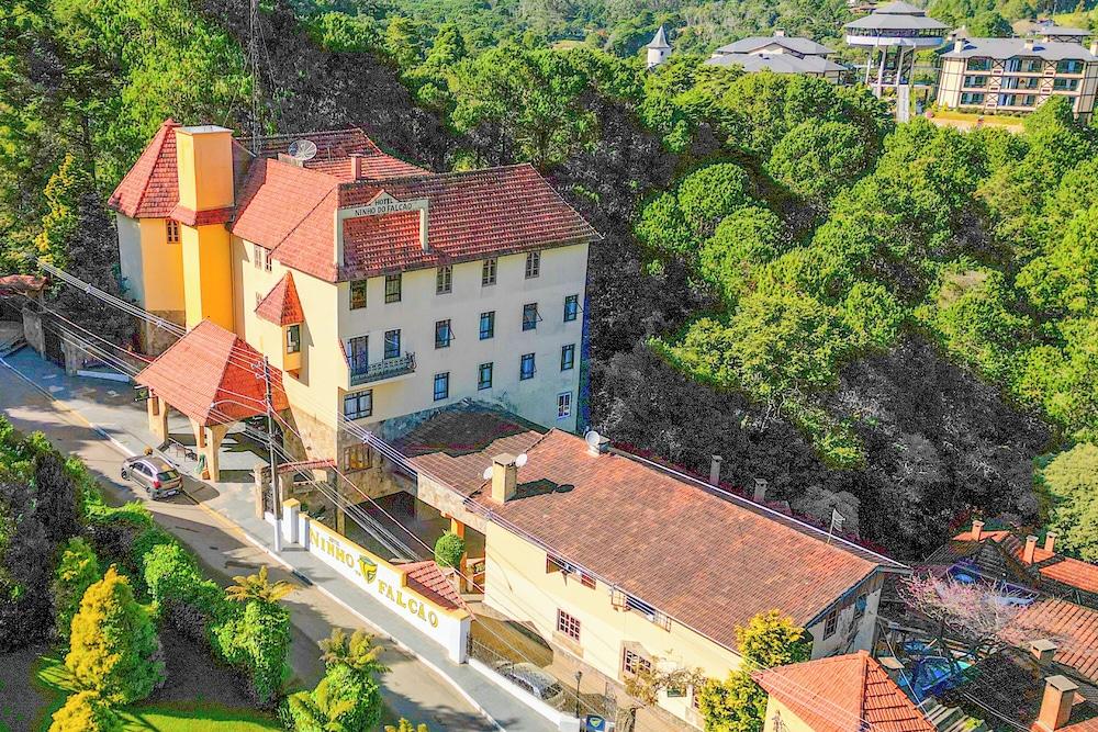 Hotel Ninho Do Falcao