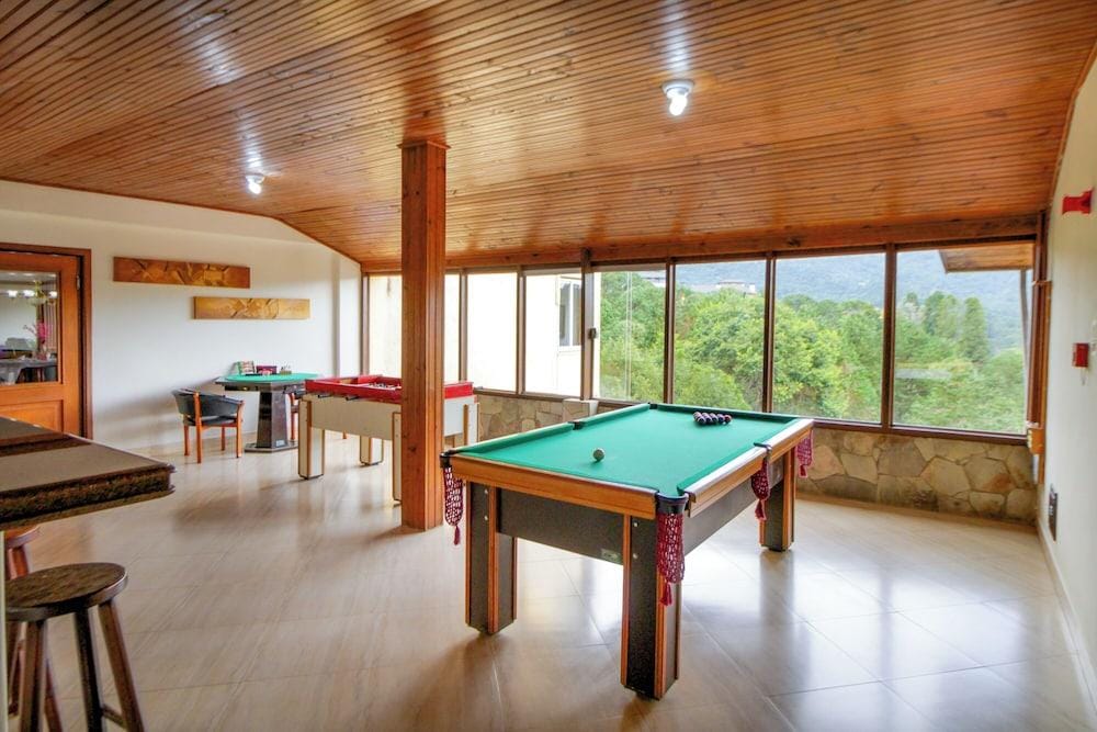 Hotel Ninho Do Falcao