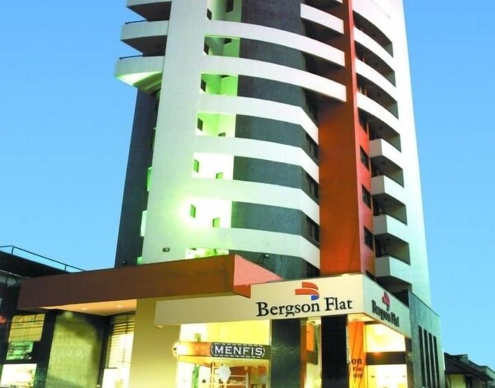 Tri Hotel & Flat Caxias Do Sul