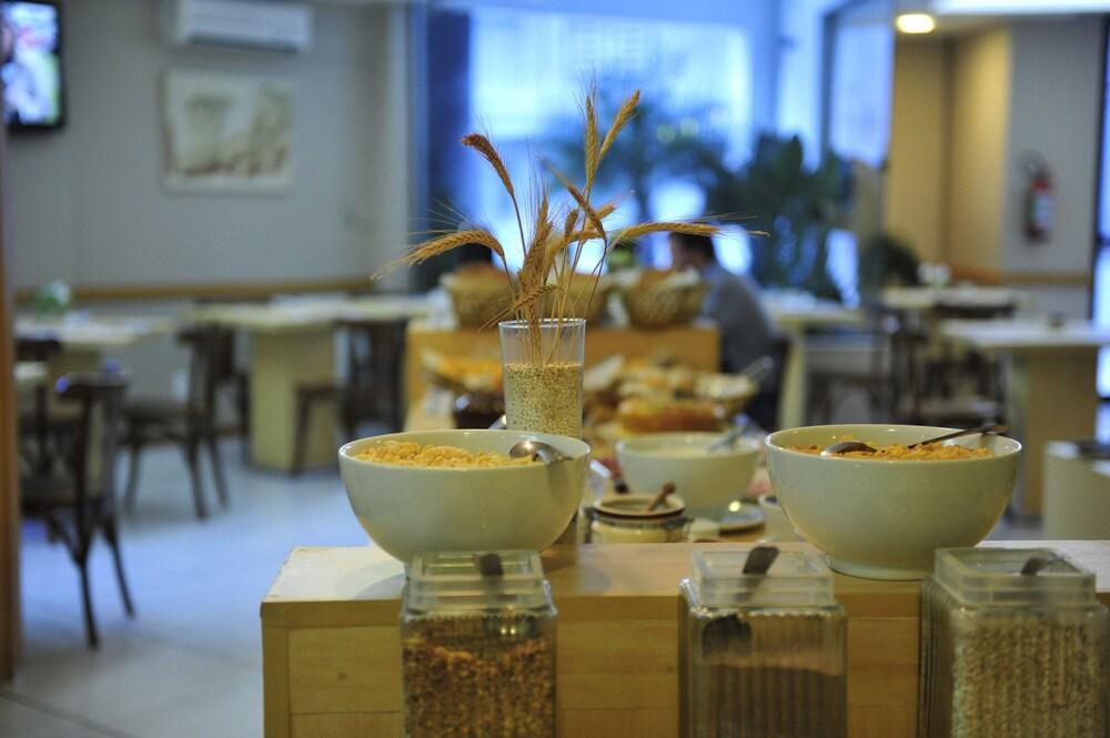 Tri Hotel & Flat Caxias Do Sul