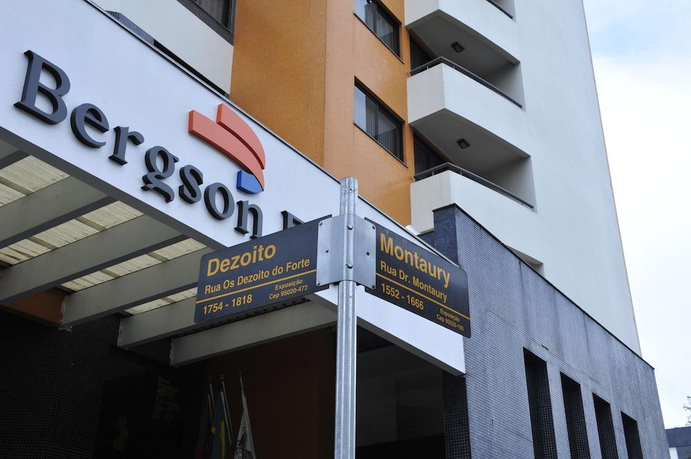 Tri Hotel & Flat Caxias Do Sul