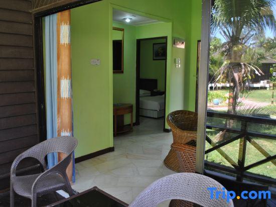 Puteri Bayu Beach Resort