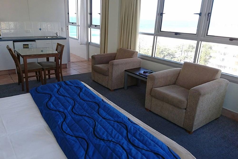 Chateau Beachside Resort
