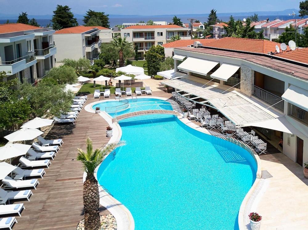 Renaissance Hanioti Resort And Spa