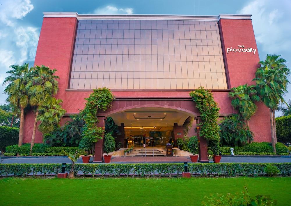 The Piccadily Lucknow