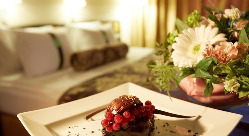 Holiday Inn Chelyabinsk-Riverside