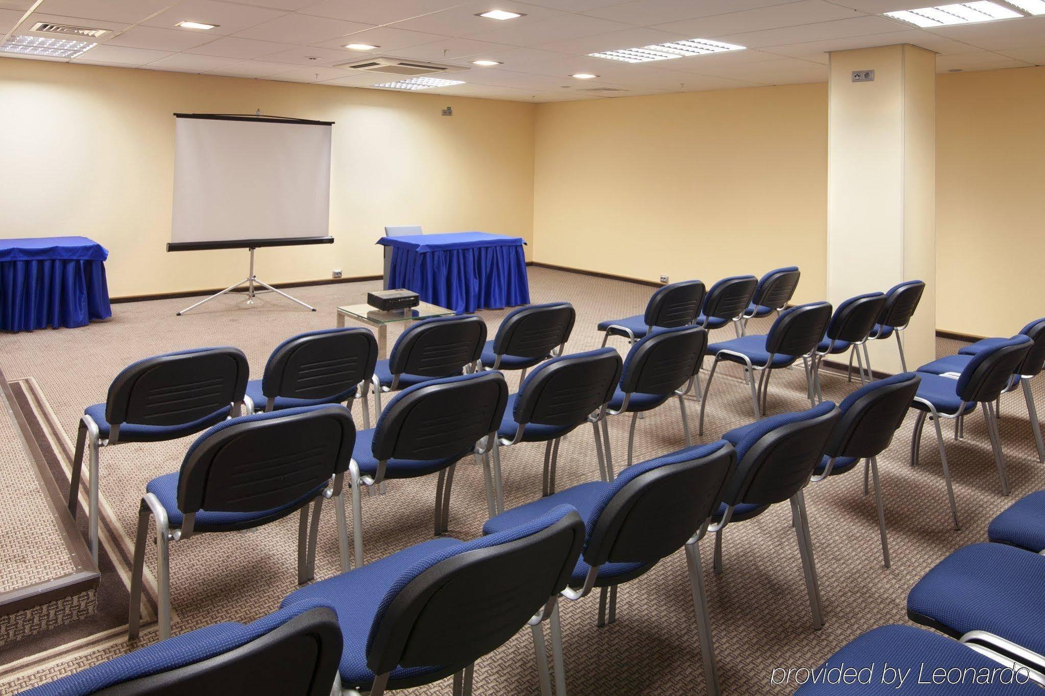 Holiday Inn Chelyabinsk-Riverside