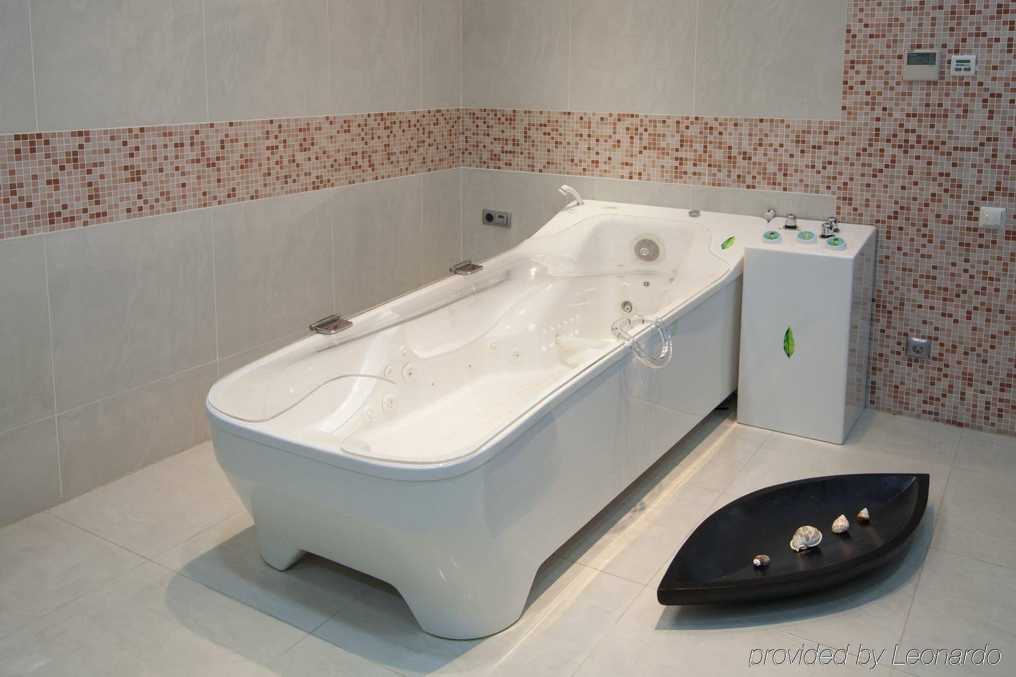 Holiday Inn Chelyabinsk-Riverside