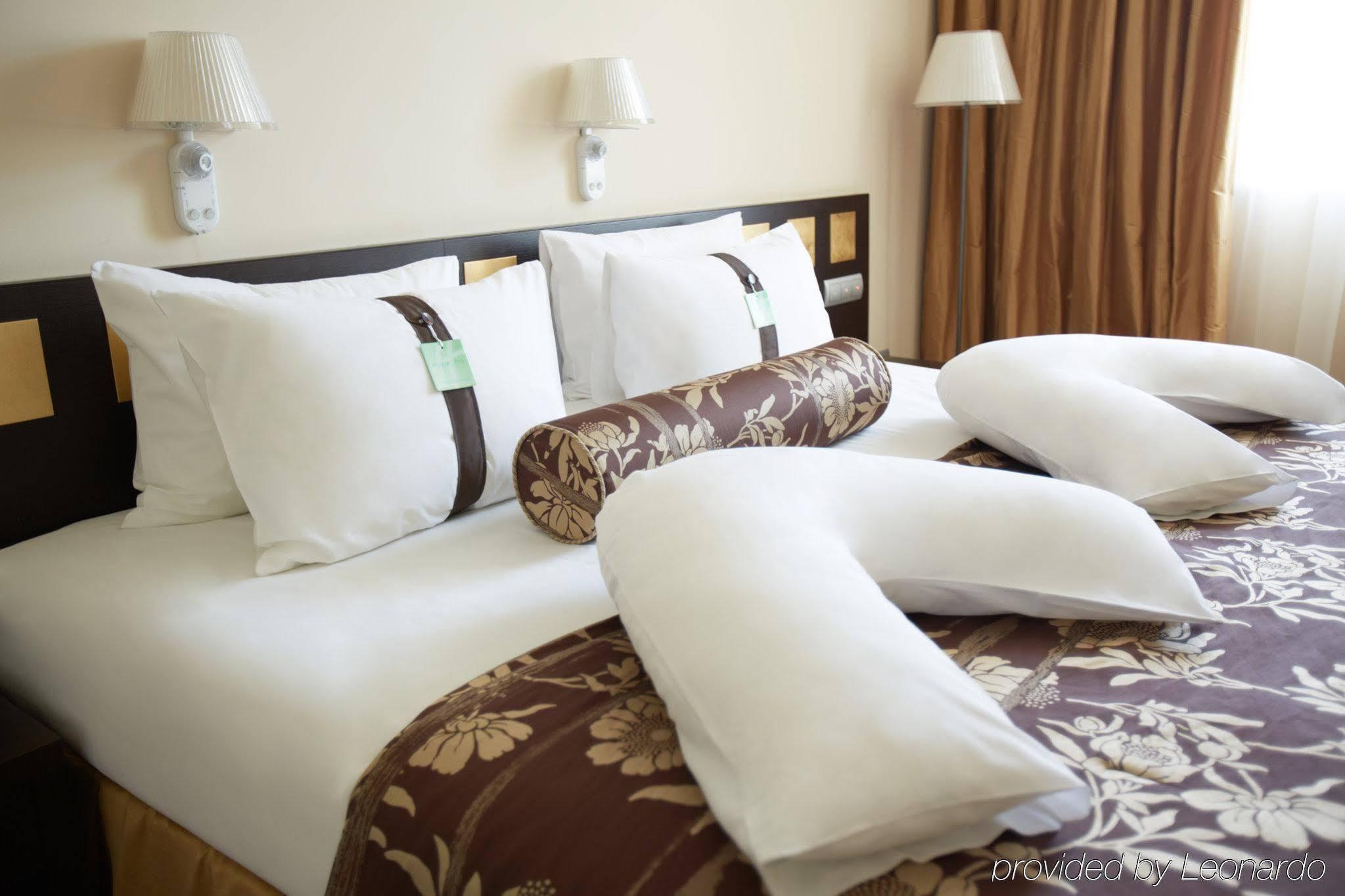 Holiday Inn Chelyabinsk-Riverside