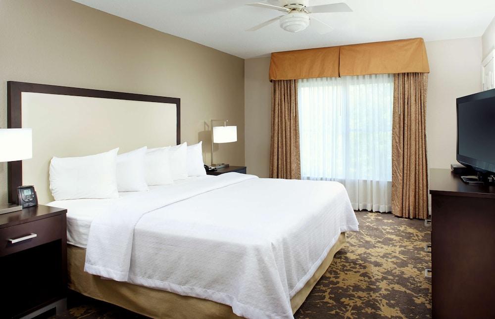 Homewood Suites Charlotte Airport Hotel