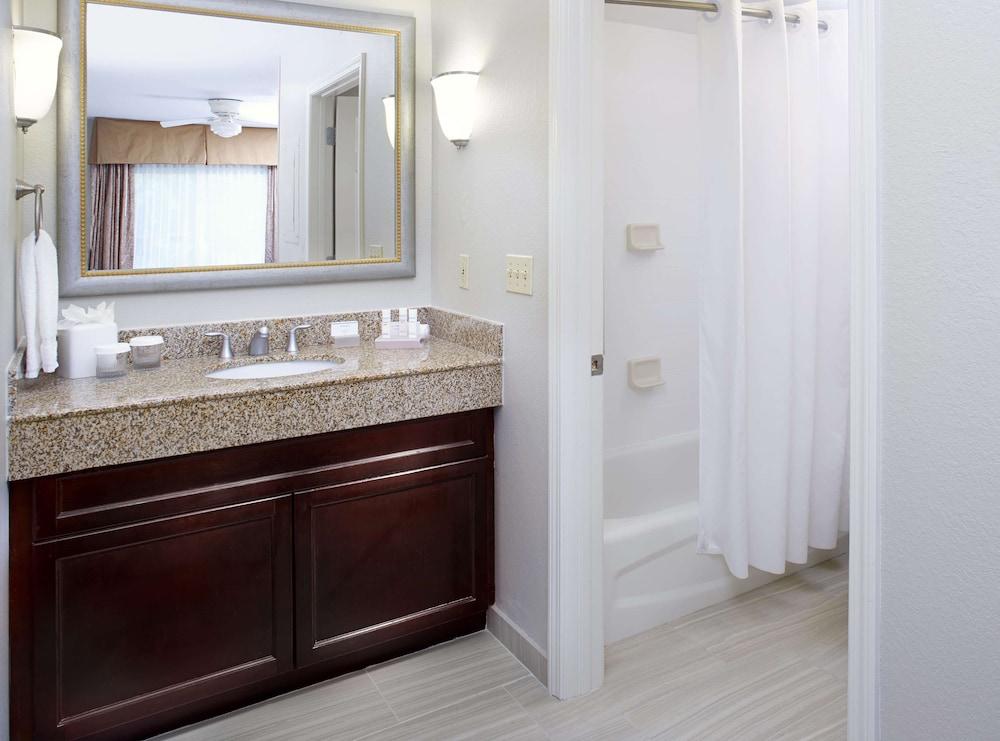 Homewood Suites Charlotte Airport Hotel