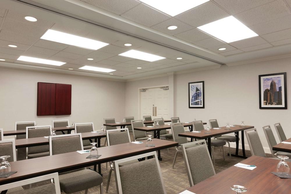 Homewood Suites Charlotte Airport Hotel
