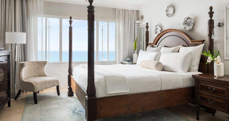 Sandals Regency La Toc