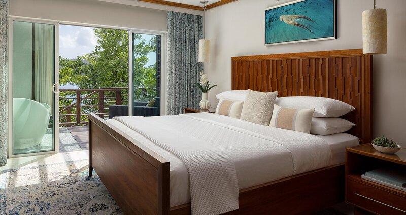 Sandals Regency La Toc