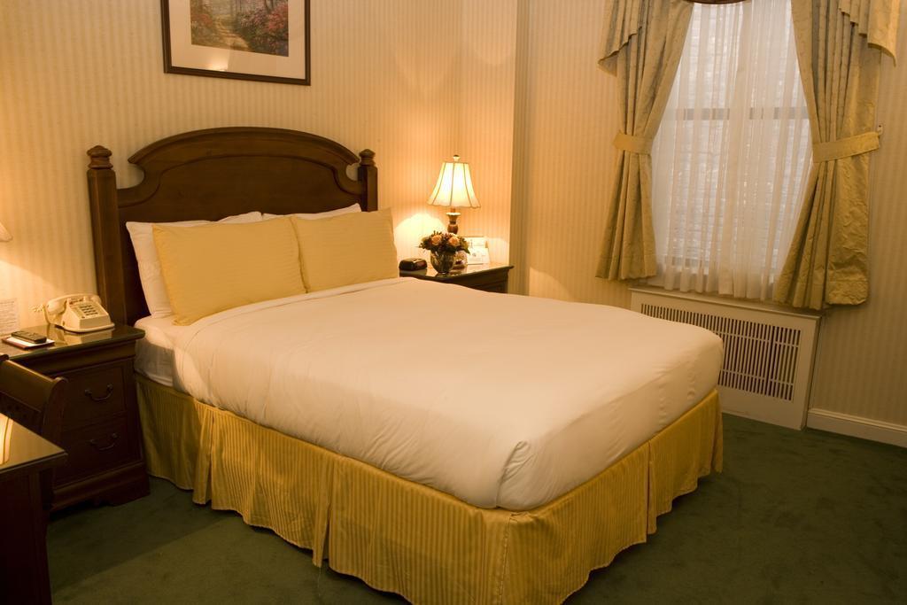 Hotel Stanford