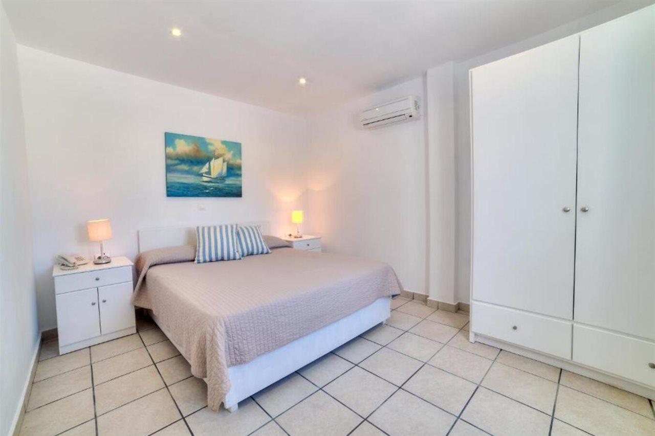 Sigalas Hotel & Apartments