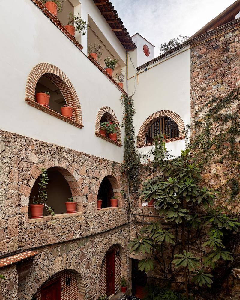 Hotel Agua Escondida