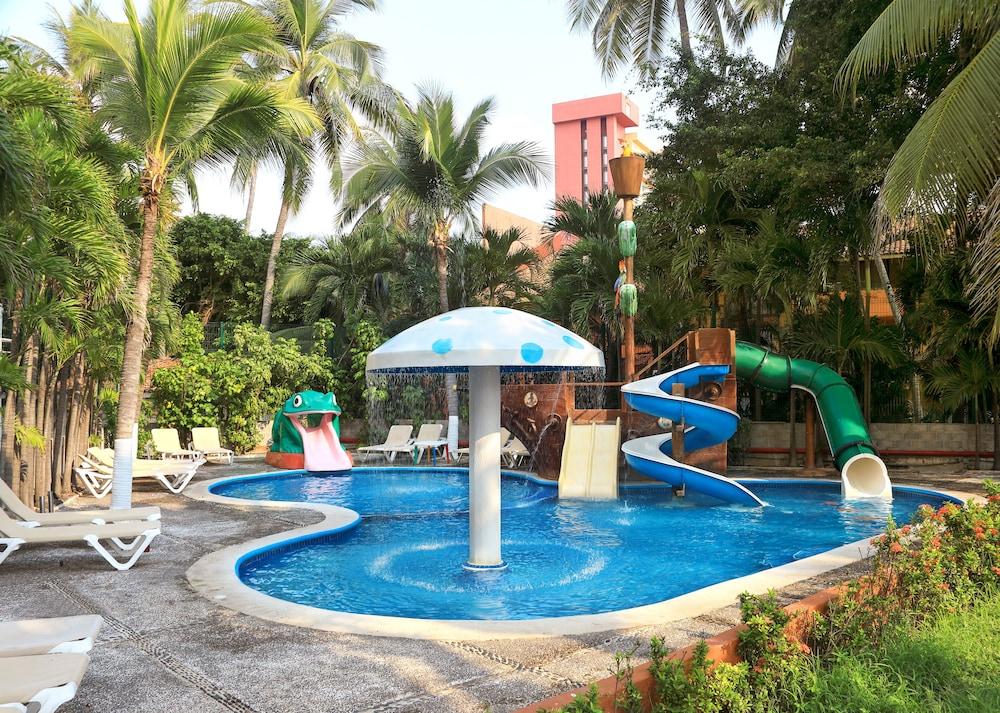 Emporio Ixtapa