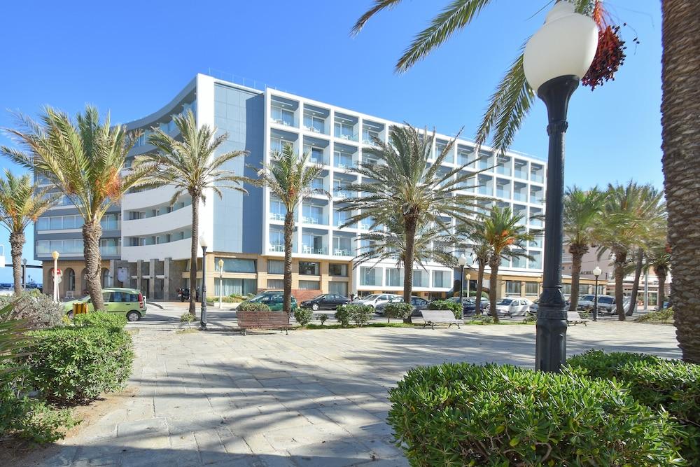 Ibiscus Hotel