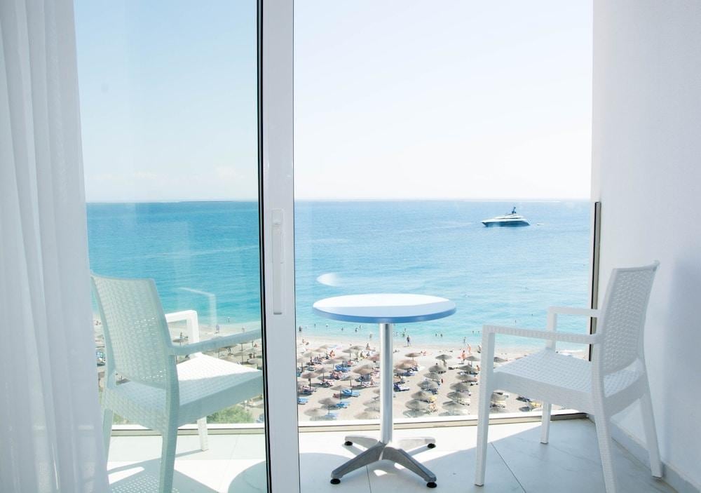 Ibiscus Hotel