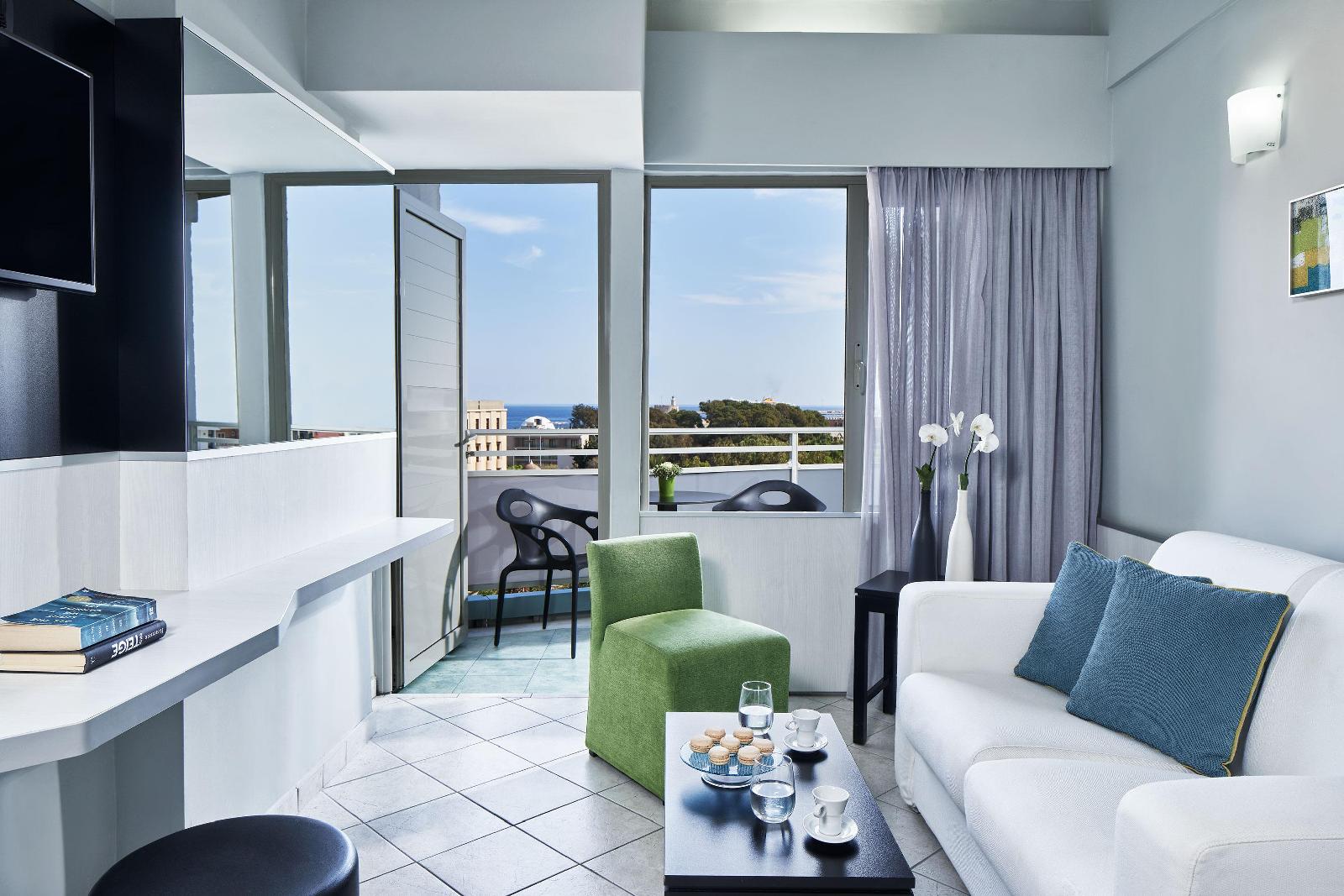 Aquamare City & Beach Hotel