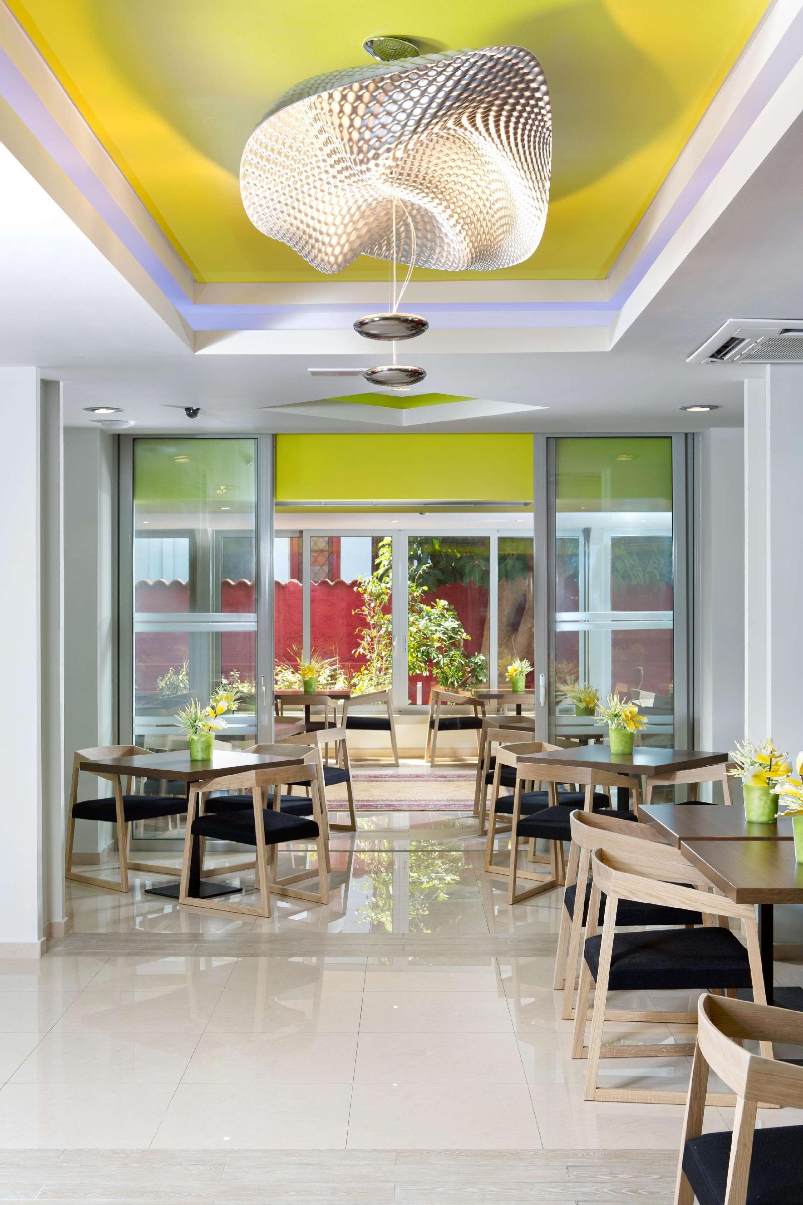 Aquamare City & Beach Hotel
