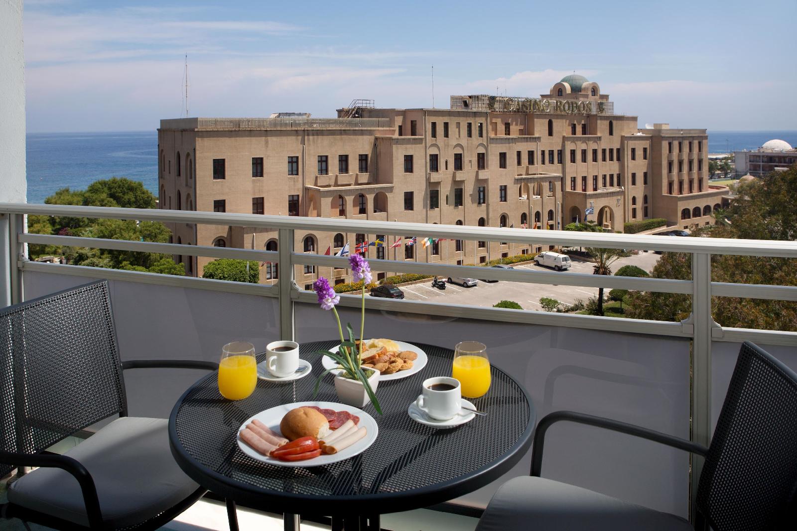 Aquamare City & Beach Hotel