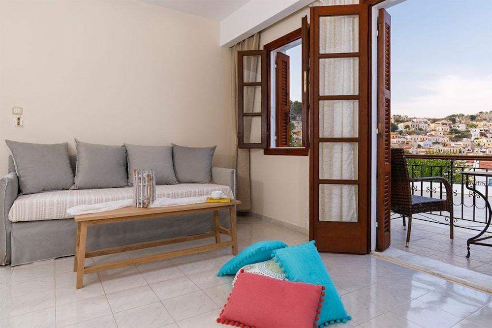 Opera House Hotel