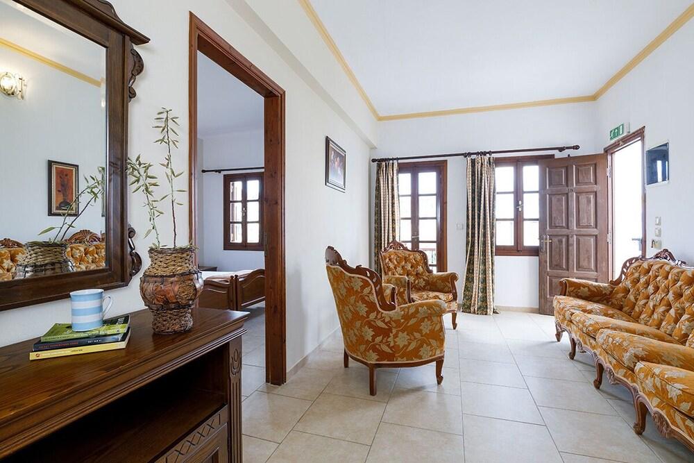 Opera House Hotel