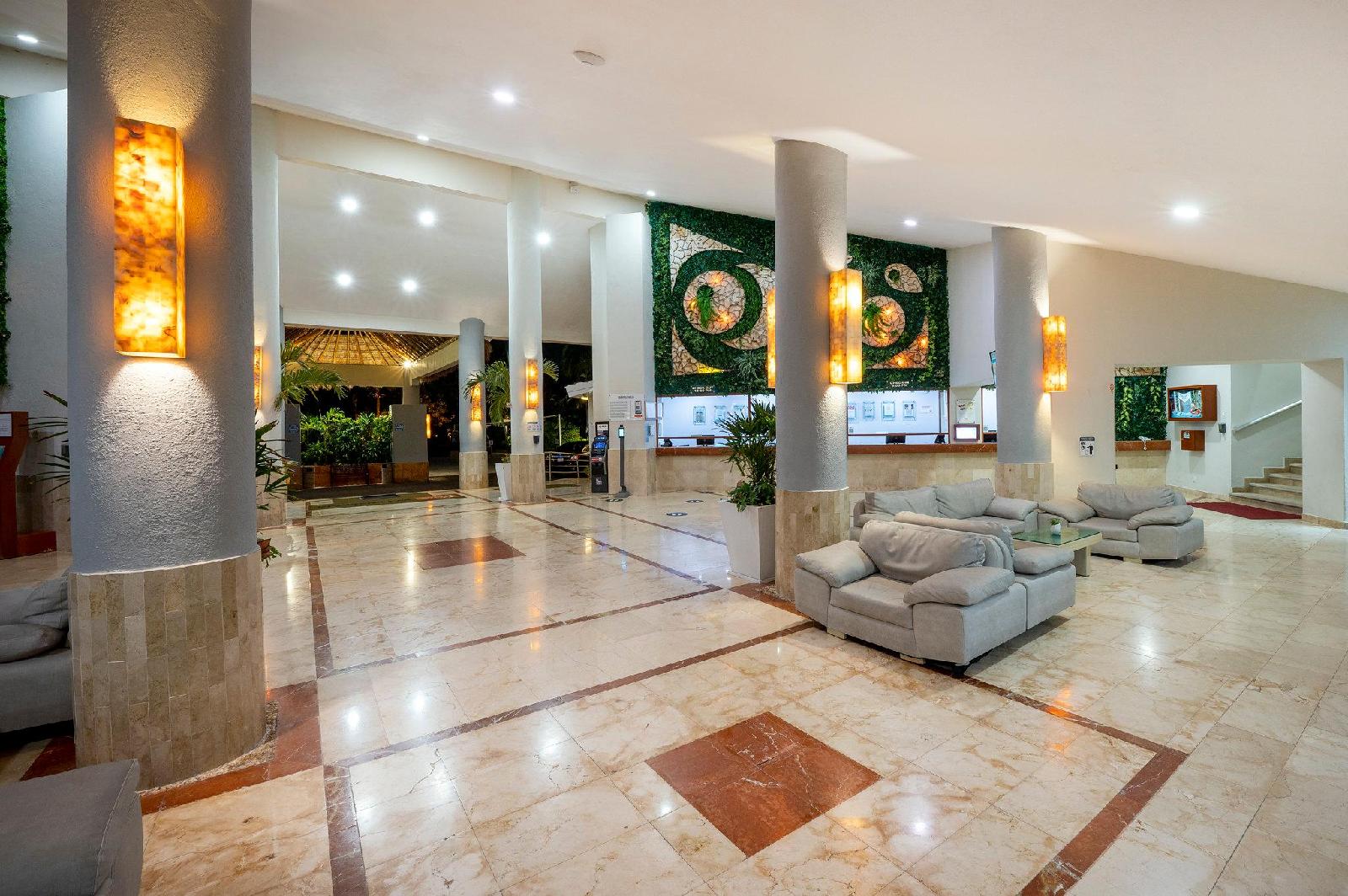 Viva Wyndham Maya