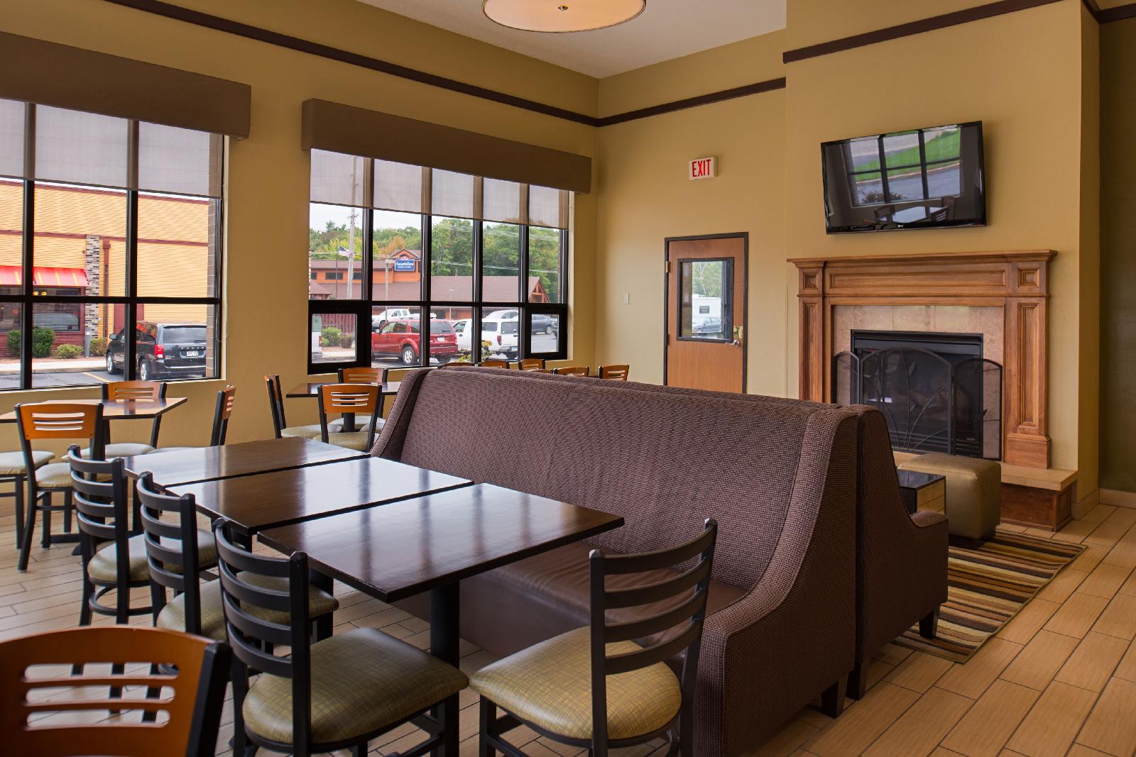Best Western Ambassador Inn & Suites