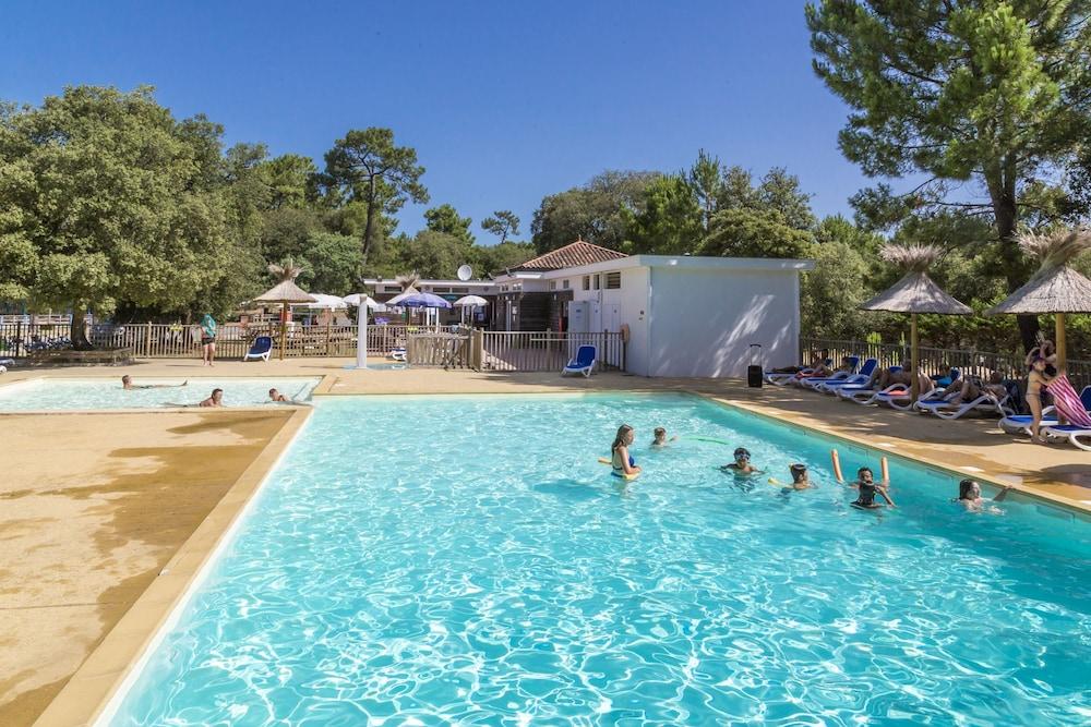 Domaine Résidentiel de Plein Air Monplaisir