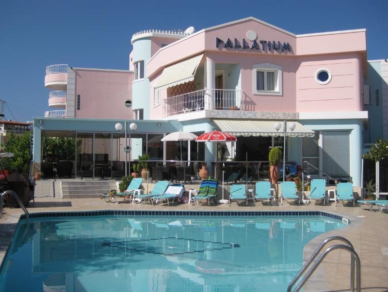 Pallatium Apartments