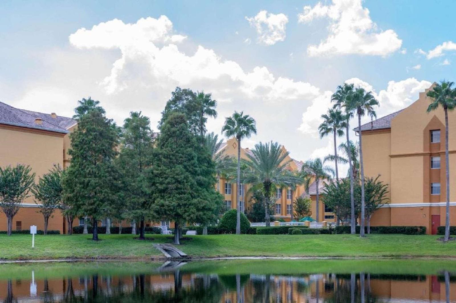Quality Suites Lake Buena Vista