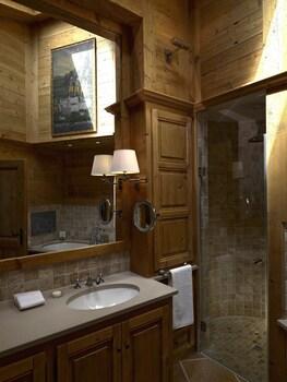 LeCrans Hotel & Spa