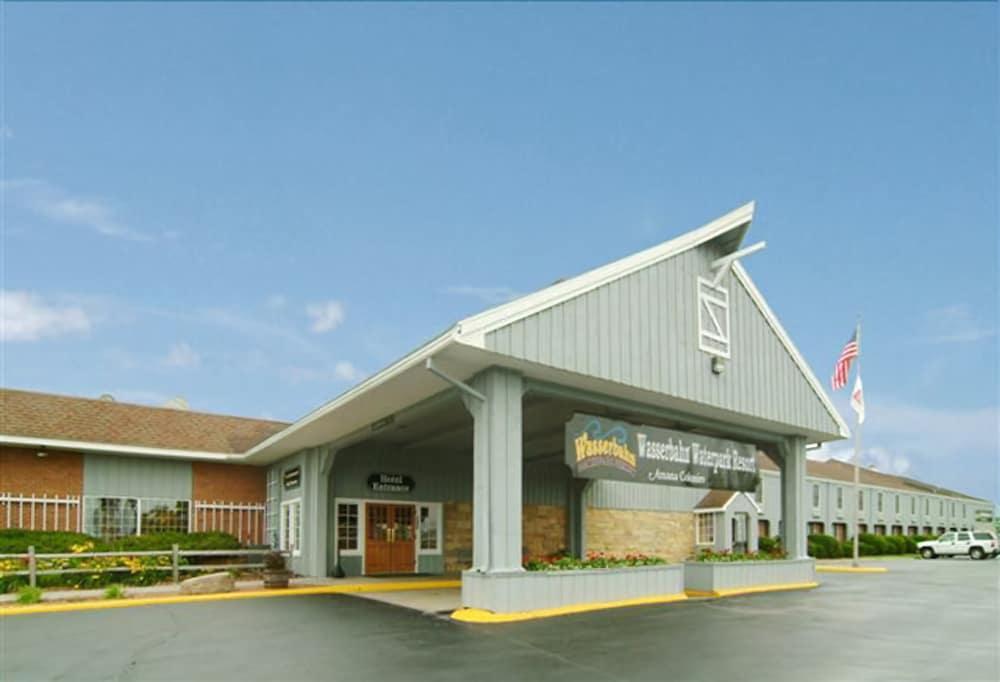 Ramada Williamsburg and Wasserbahn Waterpark