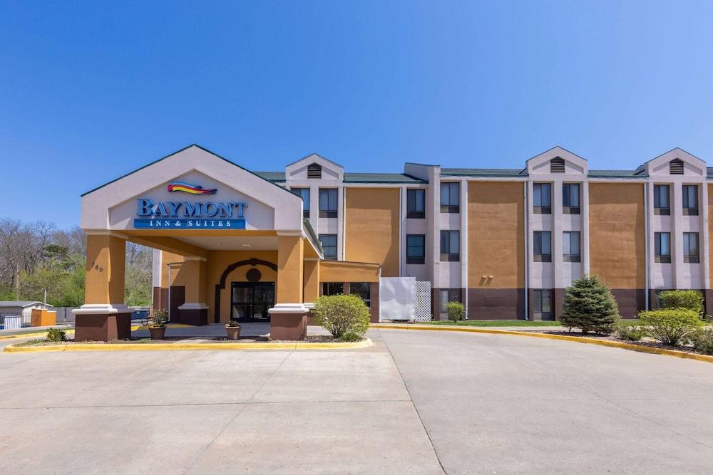 Baymont Inn & Suites Lawrence