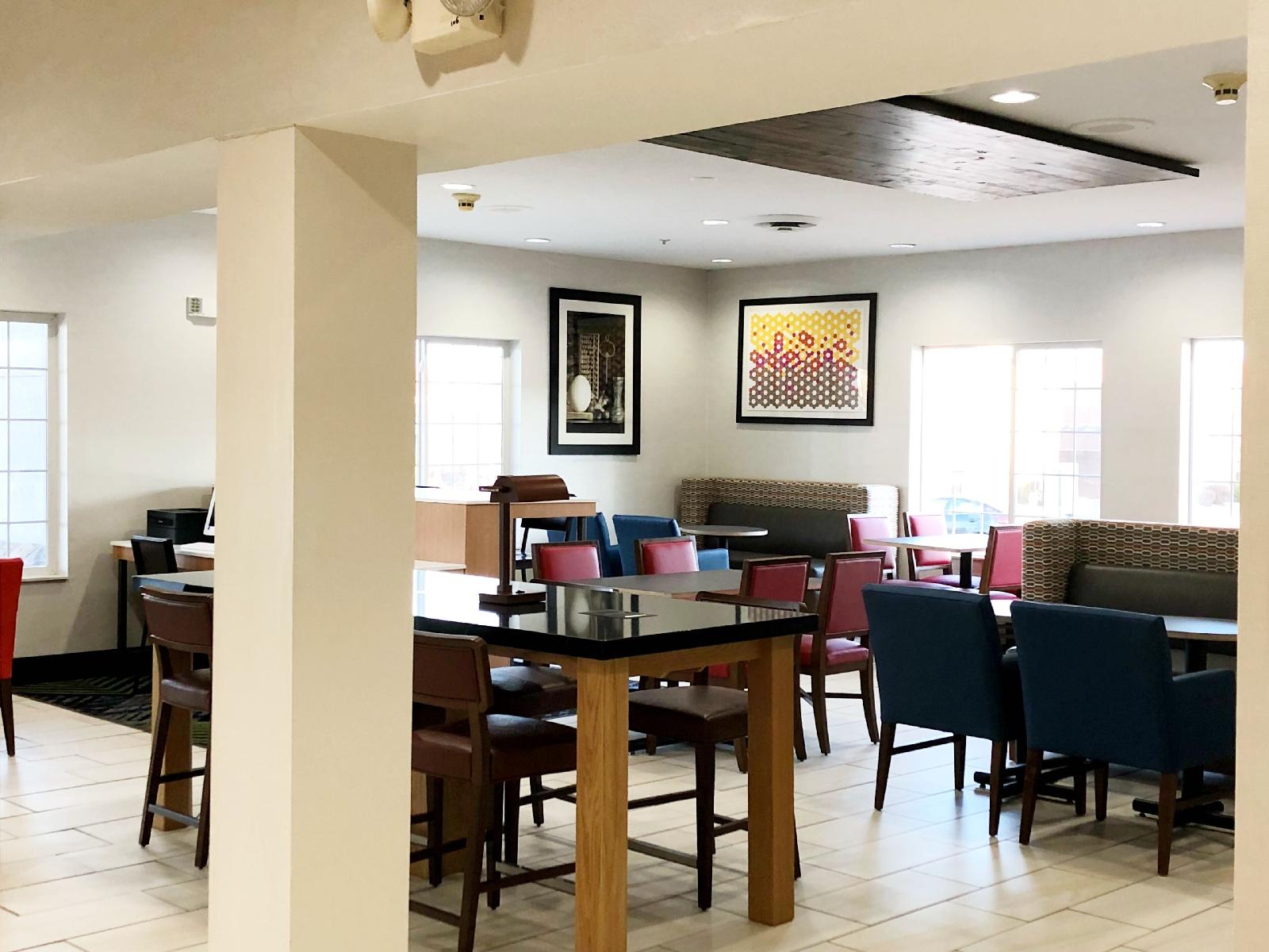 Holiday Inn Express & Suites Harrison