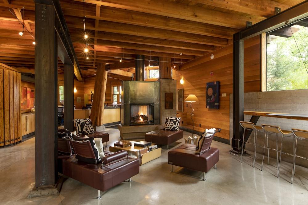 The Cedar House Sport