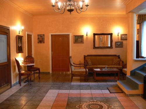 Levay Villa Hotel