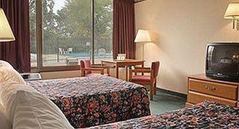Delta Hotels Indianapolis Airport