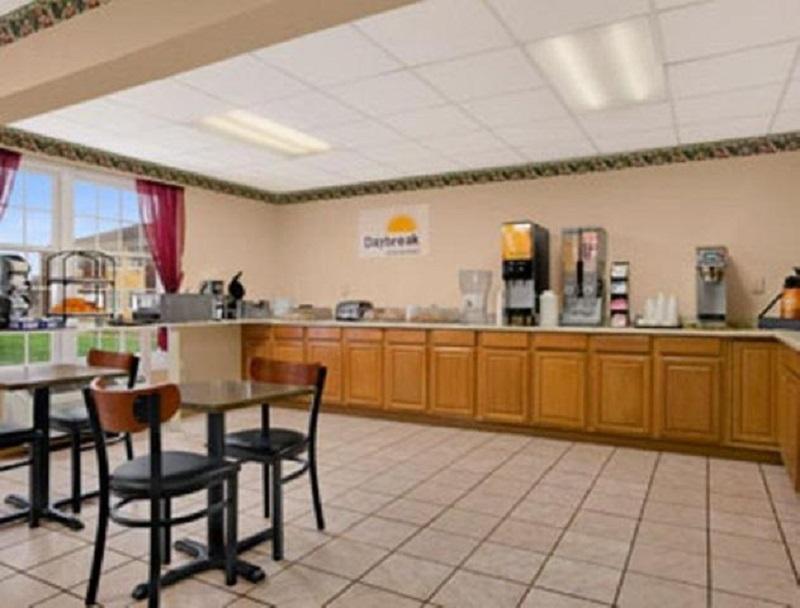 Days Inn Madisonville