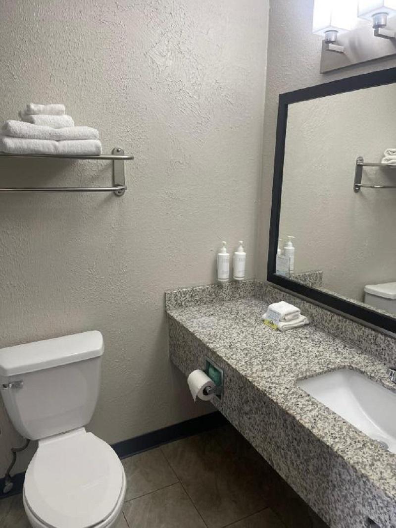 Days Inn Madisonville