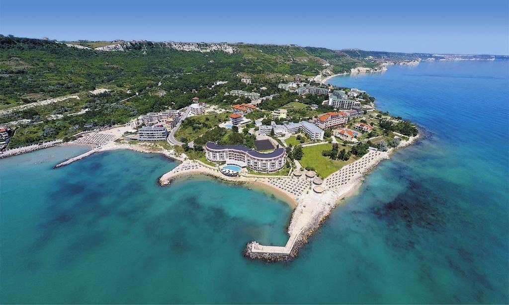 Royal Bay Resort