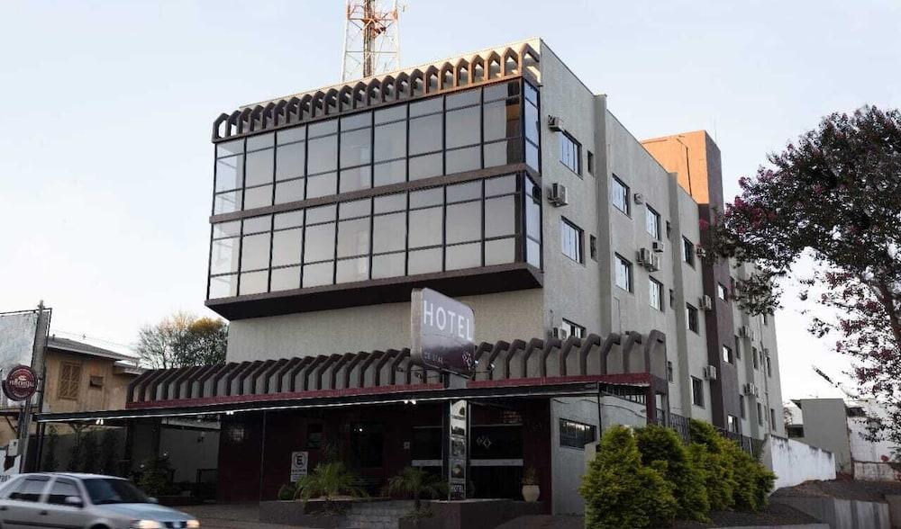 Cristal Executive Hotel