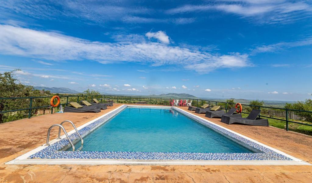 Serengeti Sopa Lodge